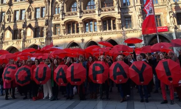 Equal Pay Day Schirme